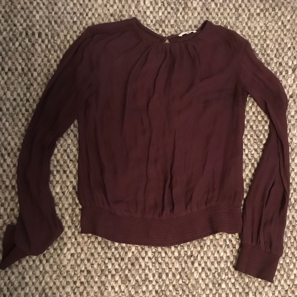 Thin long sleeve blouse button back - Picture 1 of 4